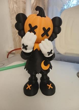 Ігурка kaws хелловін/kaws/колекційна фігурка kaws/висота 20 см/декор/подарунок