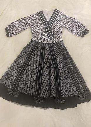 Сукня жіноча christian dior міді чорно-біла