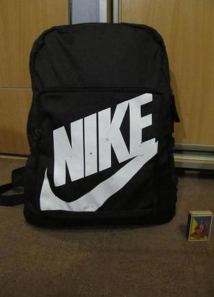 Рюкзак nike, около 20 л