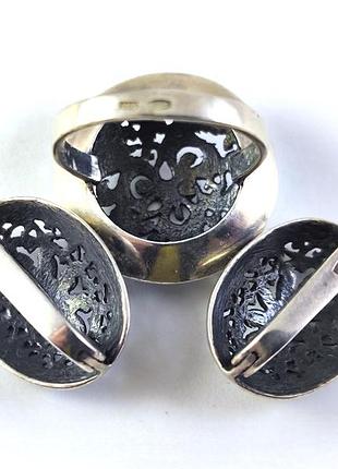 Серебряный набор: кольцо и серьги. 925 проба. 10