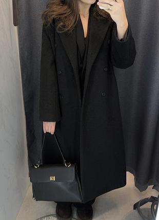 Пальто жіноче чорне