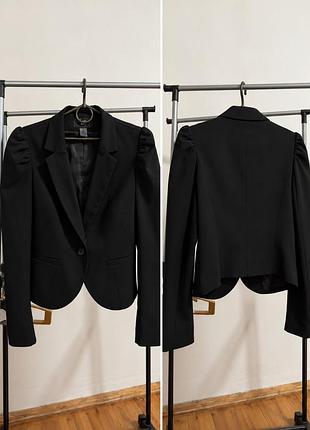 Жіночий укорочений піджак h&m чорний