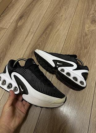 Кросівки nike air max dn чорно-білі, розмір 41 (26 см)