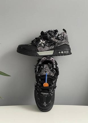 Skate 'black swarovski monogram' 9