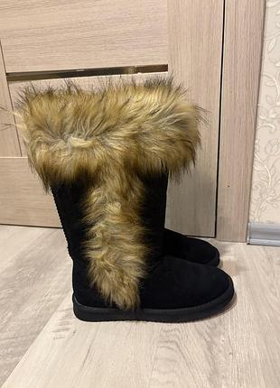 Чоботи жіночі ugg зимові чорні з хутром