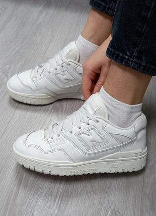 Женские кроссовки new balance