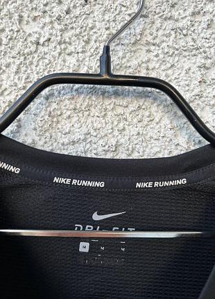 Біговий лонгслив nike 4