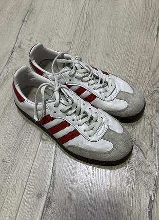 Кросівки жіночі adidas samba og білі з червоним, розмір 36 2/3