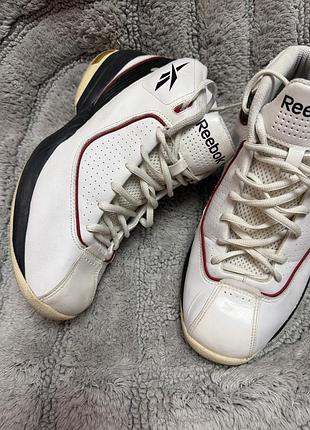 Кросівки чоловічі reebok buckets iii 40.5 р.( уст 26 см,шкіра