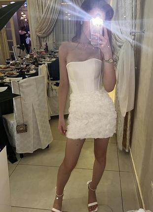 Жіночий костюм setcorset зі спідницею, білий