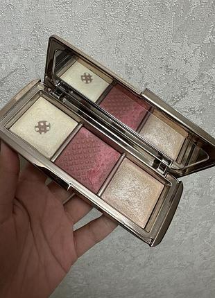 Хайлайтери hourglass ambient lighting palette diffused rose edit