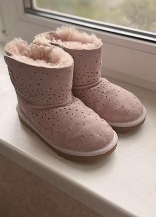 Уггі дитячі ugg рожеві нові 10