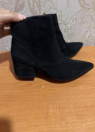 Чорні ботильйони aldo, 36 розмір