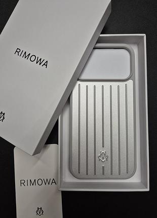 Чехол rimowa 17, 18 pro max серебро