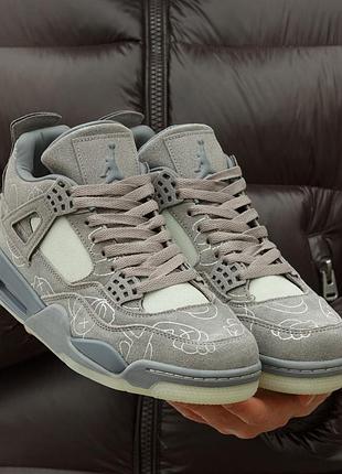 Air jordan retro 4 kaws grey 7