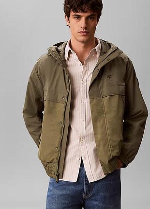 Новая куртка - ветровка calvin klein (ck nylon windbreaker jacket olive) c америки m,l