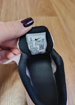Кросівки nike на дівчинку 5