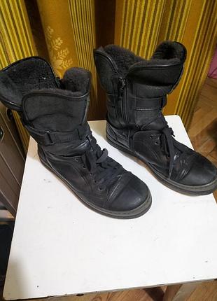 Продам детские сапожки