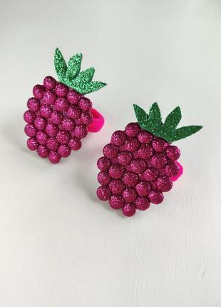 Резинки ручной работы с малиной 6