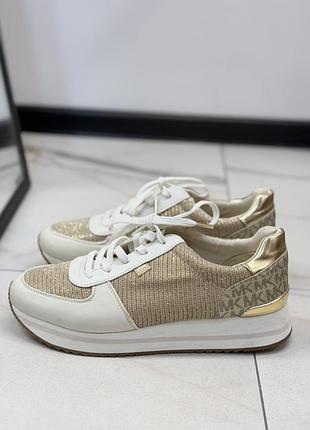 Нові кросівки michael kors 42р