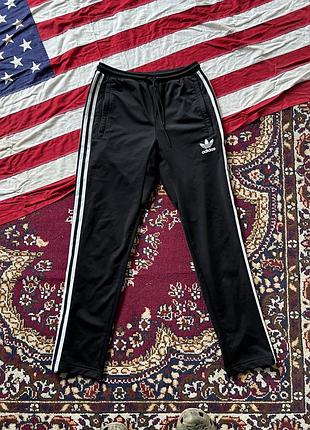 Спортивні штани adidas класичні