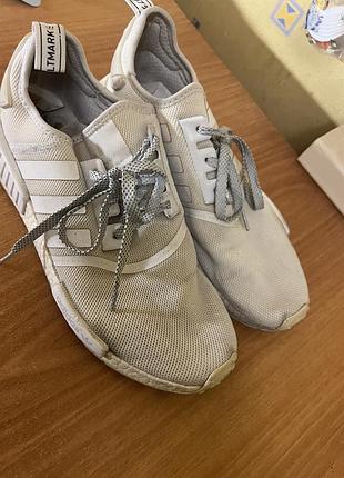 Кроссовки унисекс adidas originals nmd_r1 белые