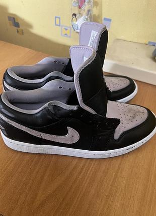 Кроссовки унисекс nike air jordan 1 low se black iced lilac