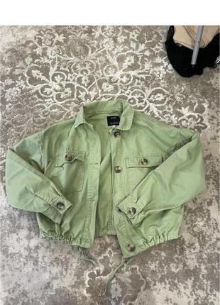 Куртка жіноча bershka джинсова, зелена