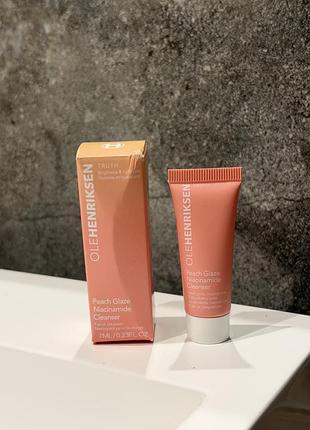 Olehenriksen truth peach glaze niciamide cleanser  гель для вмивання з 2% ніацинамідом та екстрактом персика