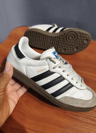 Кроссовки adidas samba