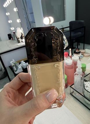 Тональний крем kvd beauty відтінок medium 027