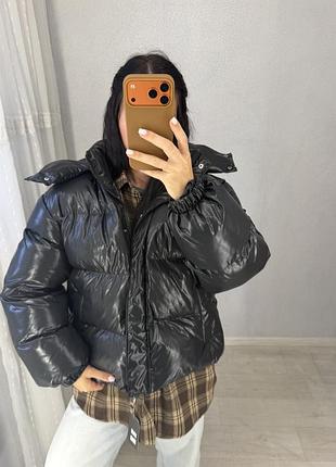 Новий лаковий пуховик глянцевий