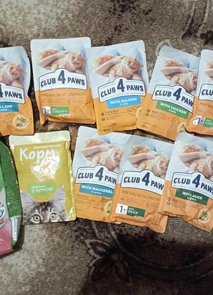 Корм для котів club 4 paws вологий з ягням, качкою та макреллю