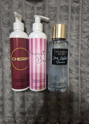 Жіночий парфумований набір victoria's secret love addict shimmer (3 в 1) з лосьйонами cherry та secret bombshell, 250 мл