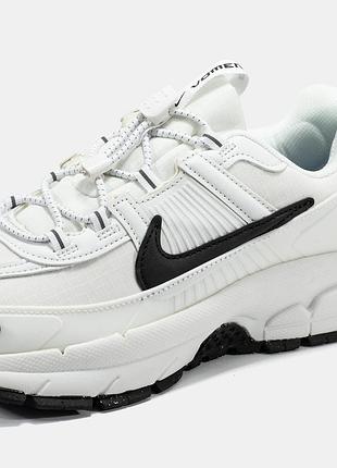 Nike air zoom vomero roam 4
