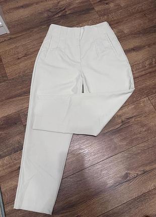 Жіночі брюки zara 4 різні кольори , розмір l