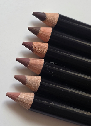 Олівець для губ victoria beckham beauty lip definer 01, 02, 03, 04, 05, 06 без коробки
