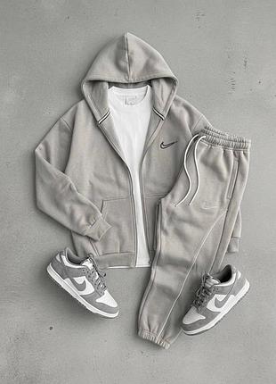 Чоловічий спортивний костюм nike бежевий