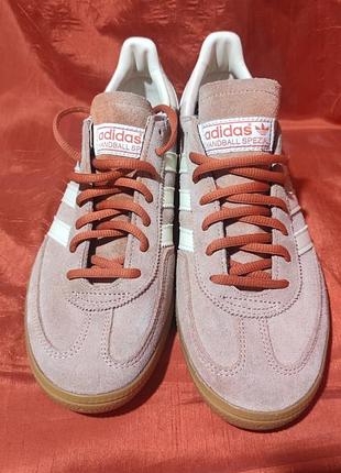 Стильні червоні замшеві кросівки adidas spezial