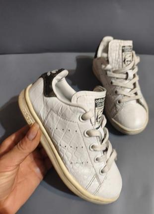 Детские кожаные и кроссовки adidas stan smith