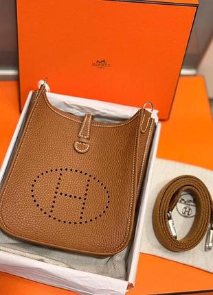 Сумка hermes evelyn mini gold фірмовий колір бренду сумка крос боді