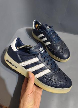 Шкіряні чоловічі кросівки для гольфу adidas coursecup spikeless golf