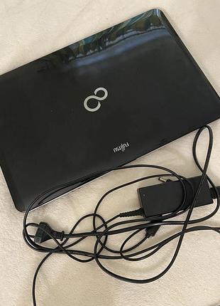 Ноутбук fujitsu lifebook ah531