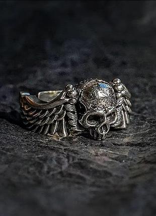 Кольцо череп с крыльями, мужское кольцо, кольца пирата, вампира, кольцо