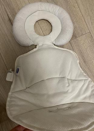 Ортопедична вкладка в люльку для немовляти