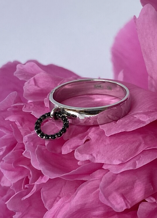 Серебряная кольца 19р