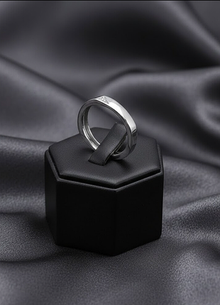 Серебряная кольца 17.5р
