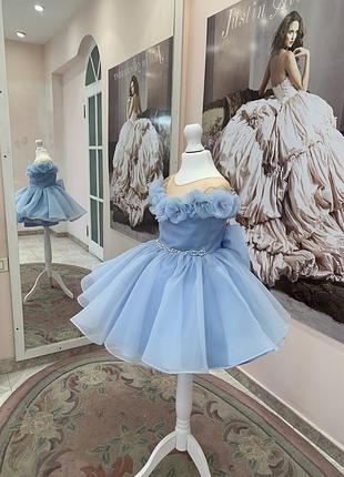 Святкова сукня пишна для дiвчинки 4-5 рокiв