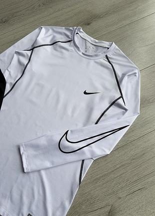 Рашгард термо nike 6