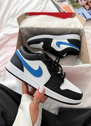 Жіночі кросівки jordan low
